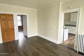 163 Paine St in Troy, NY - Building Photo - Building Photo