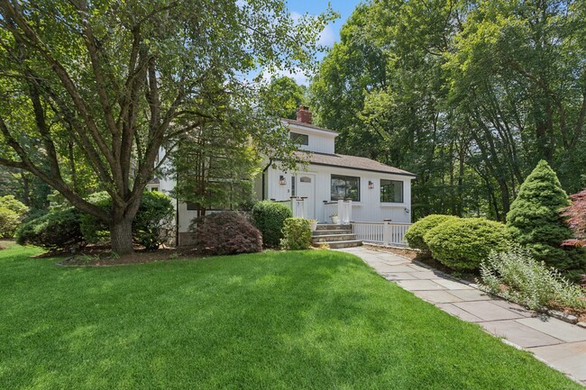 3 Donald Dr