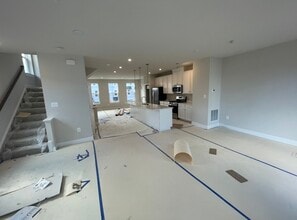 2143 Otter Creek Cir in Hanover, MD - Foto de edificio - Building Photo