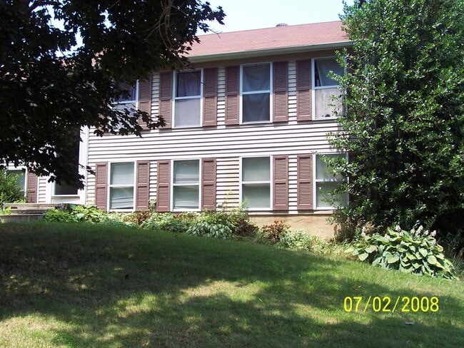 property at 3906 Pinedale Dr