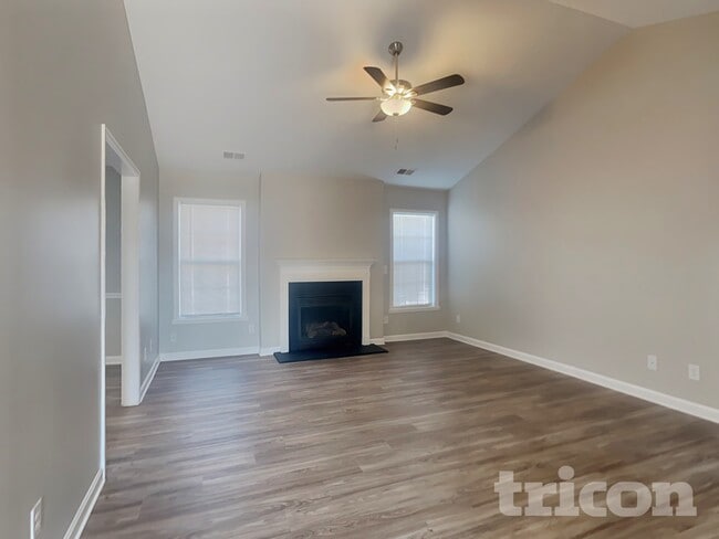 1617 Faircrest Ln in Greensboro, NC - Building Photo - Building Photo