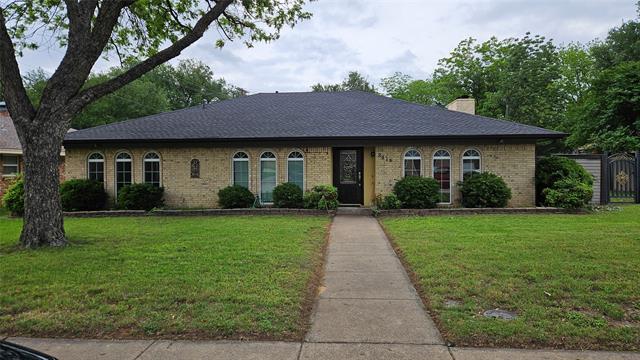 property at 2418 Ingleside Dr