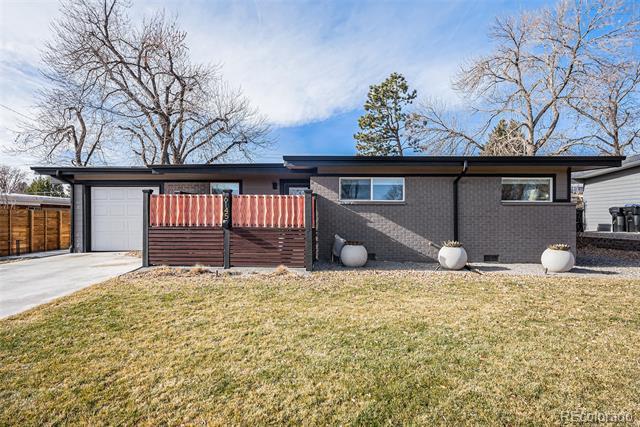 6145 Cody St in Arvada, CO - Building Photo