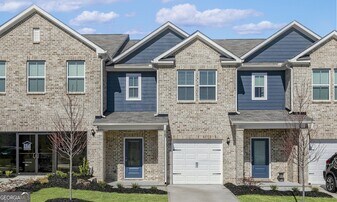 3983 Hidden River Ln in Oakwood, GA - Building Photo