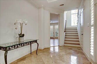 2318 Welch St in Houston, TX - Building Photo - Building Photo