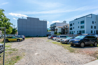 One Jones Park in Jersey City, NJ - Building Photo - Building Photo