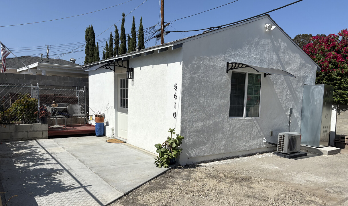 5614 Riverton Ave in North Hollywood, CA - Building Photo