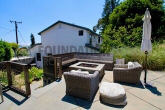 19 Bayview Terrace in Mill Valley, CA - Building Photo - Building Photo