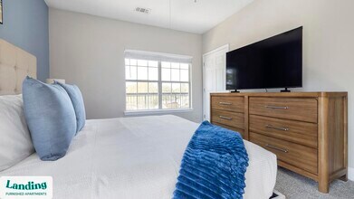 100 Crossing Blvd, Unit 710 in Mcdonough, GA - Foto de edificio - Building Photo