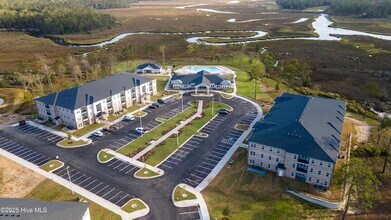 4568 Tides Wy, Unit Oyster in South Brunswick, NC - Foto de edificio - Building Photo