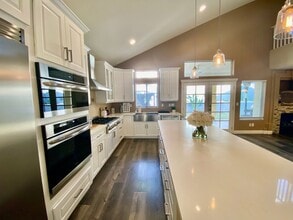 7237 Tealwood St in Las Vegas, NV - Building Photo - Building Photo