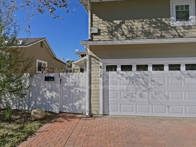 property at 628 Mulberry Ave