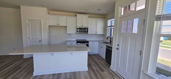 property at 1534 Cedar Tree Dr
