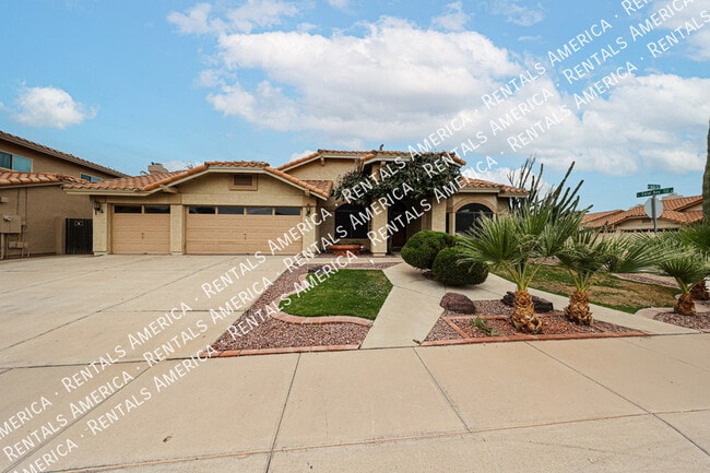 property at 1243 W Iris Dr