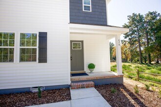 470 S Glover St in Southern Pines, NC - Foto de edificio - Building Photo
