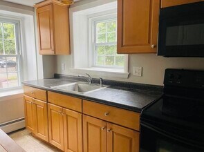 413 2nd St in Rollinsford, NH - Building Photo - Building Photo