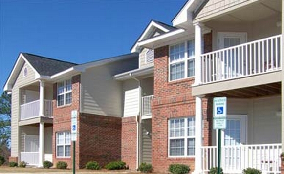 Southview Villas Apartments in Hope Mills, NC - Building Photo