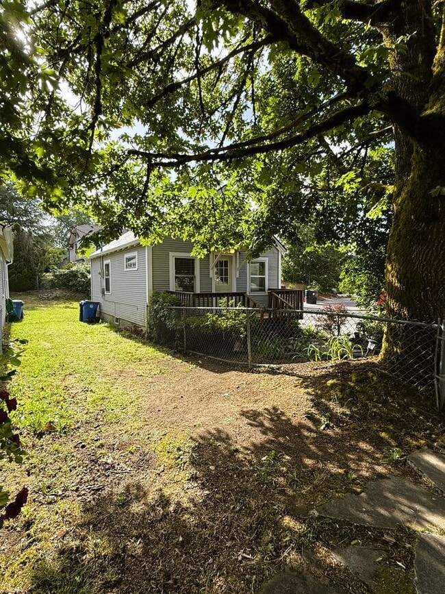 706 NW Greeley St in Camas, WA - Building Photo - Building Photo
