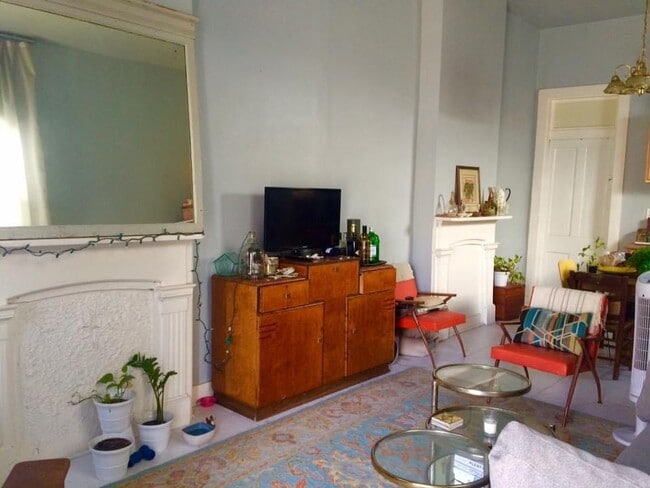 2024 Delachaise St in New Orleans, LA - Foto de edificio - Building Photo