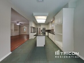 7302 Emerald Glen Dr in Sugar Land, TX - Building Photo - Building Photo