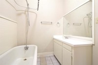 303 Northwood St photo'