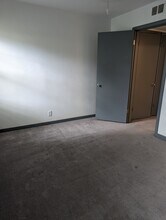 3141 S 48th St, Unit 1 in Milwaukee, WI - Foto de edificio - Building Photo