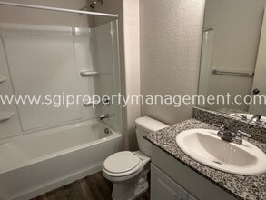 2373 Oakmont Ln in Casa Grande, AZ - Building Photo - Building Photo