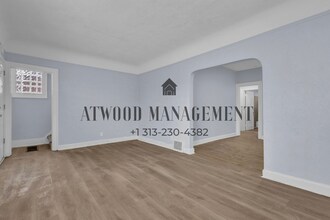 This beautifully updated 4-bedroom, 1-bath single-family home is ready for move-in! in Detroit, MI - Building Photo - Building Photo