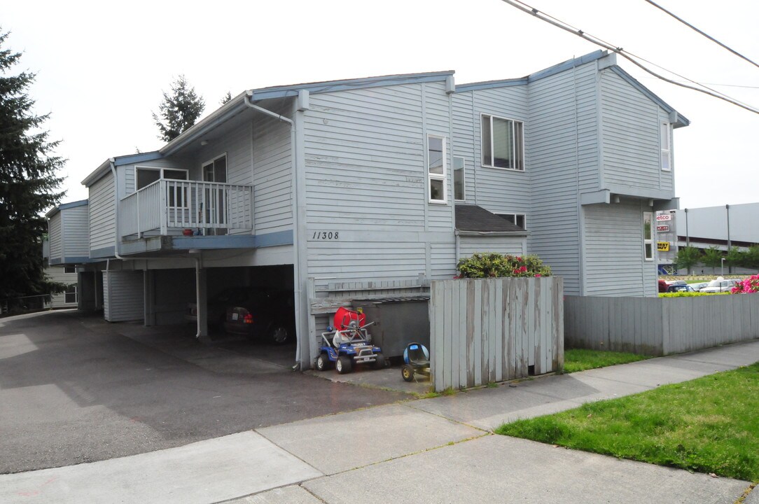11308 3rd Ave NE in Seattle, WA - Building Photo