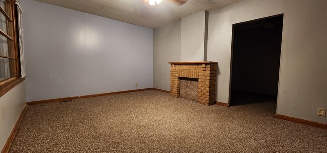 511 S Bell Ave in Lyons, KS - Building Photo - Building Photo