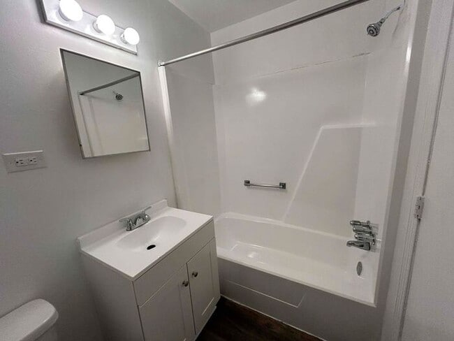 5001 Alan Dr in Richmond, VA - Building Photo - Building Photo