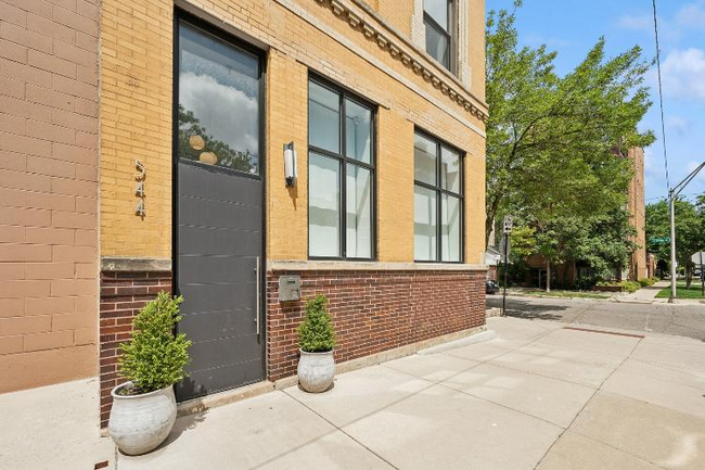 544 N Paulina St, Unit Unit 4 in Chicago, IL - Foto de edificio - Building Photo