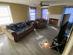 103 Lucas Dr, Unit A in Blacksburg, VA - Building Photo - Building Photo