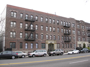 Park Manor in Brooklyn, NY - Building Photo - Building Photo