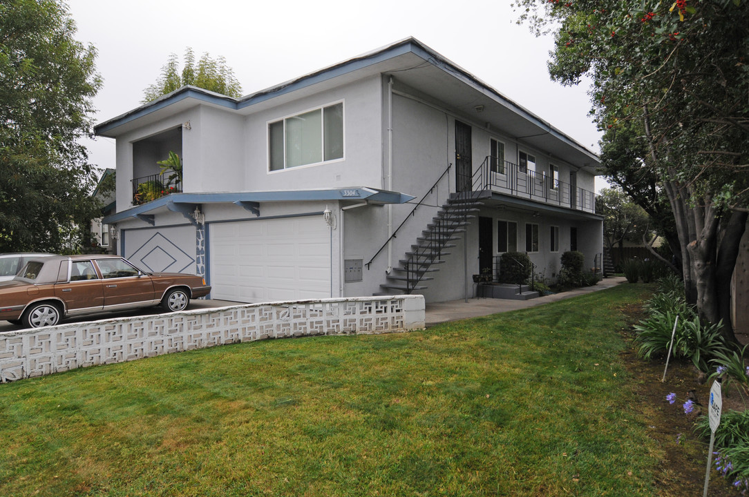 3304 Maybelle Way in Oakland, CA - Building Photo