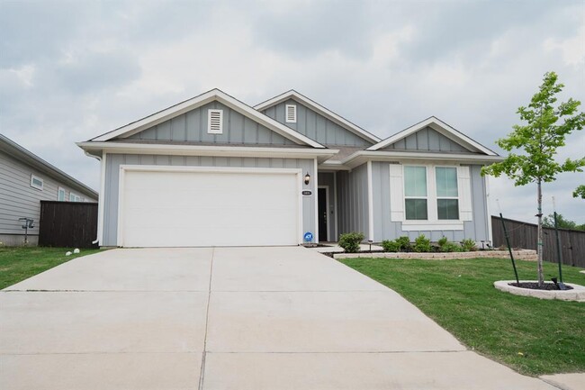 property at 11400 Comano Dr