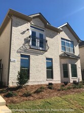 1100 Runningvine Ln in Auburn, AL - Foto de edificio - Building Photo