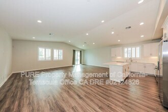 28343 Harvest Gold Ct in Menifee, CA - Building Photo - Building Photo