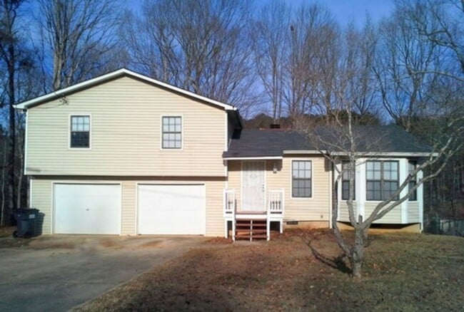 property at 2332 Goodwood Dr