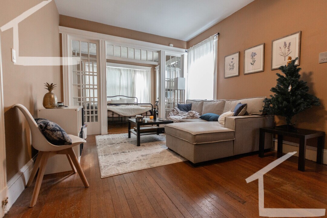 21 Park Vale Ave, Unit 1 in Boston, MA - Foto de edificio