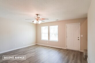 6850 John Clark Dr in Douglasville, GA - Building Photo - Building Photo