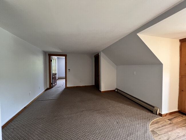 466 - 114 VT Route, Unit B in East Burke, VT - Building Photo - Building Photo