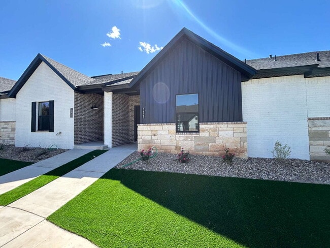 property at 10920 Abbeville Ave