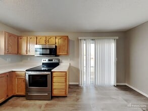 6642 Southern Ridge Dr in Indianapolis, IN - Building Photo - Building Photo