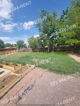 2706 S Sedalia St in Aurora, CO - Building Photo - Building Photo