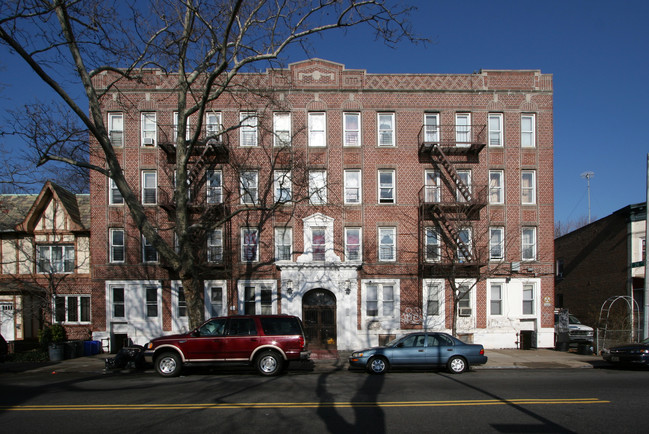 2325 Foster Avenue in Brooklyn, NY - Foto de edificio - Building Photo