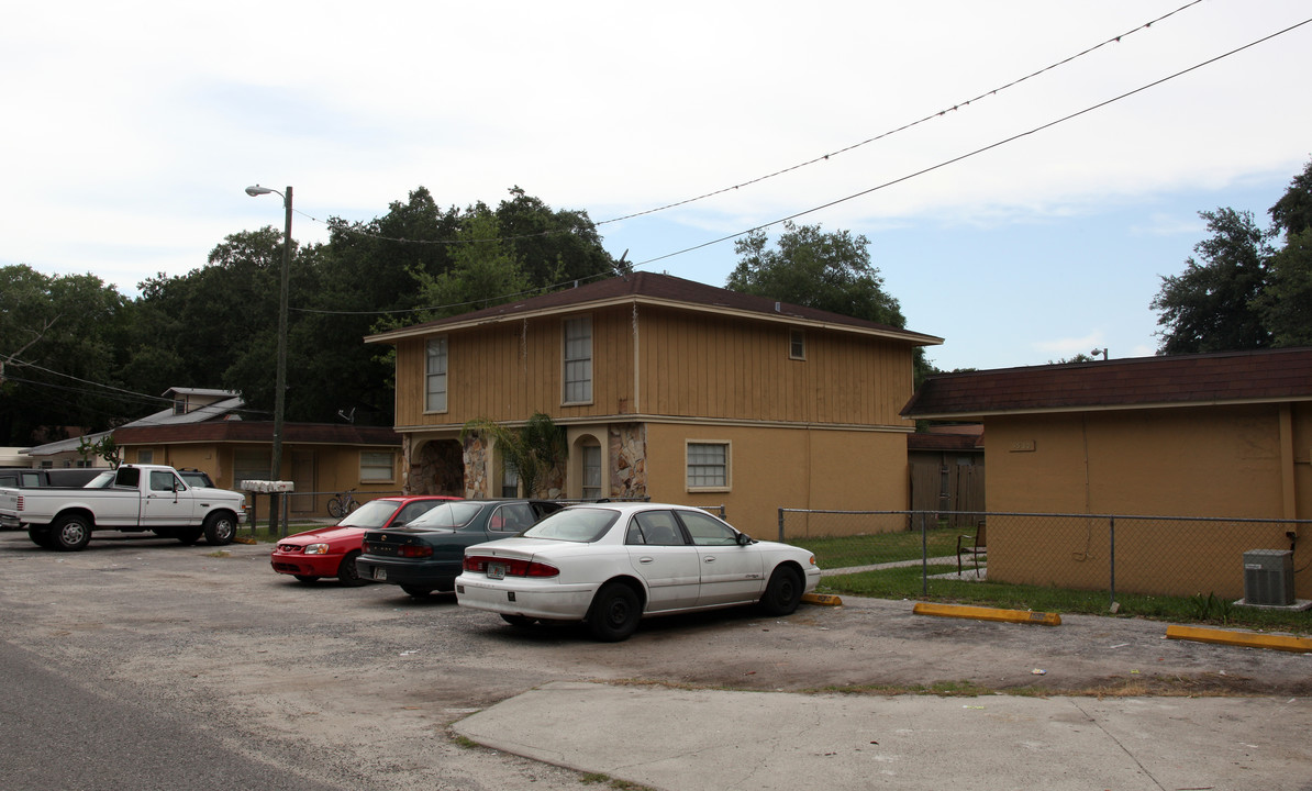 Santos Villas in Tampa, FL - Foto de edificio