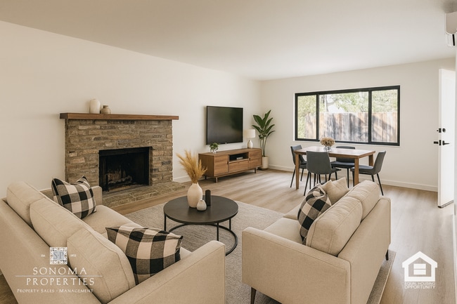 528-534 3rd St W in Sonoma, CA - Foto de edificio - Building Photo