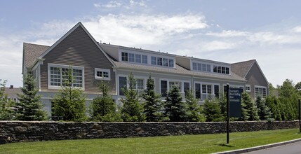 Palmer Hill Homes in Stamford, CT - Building Photo - Building Photo