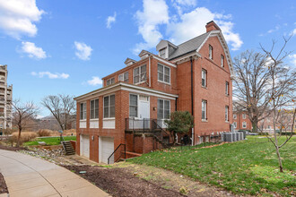 Aspen Square at the Parks in Washington, DC - Foto de edificio - Building Photo